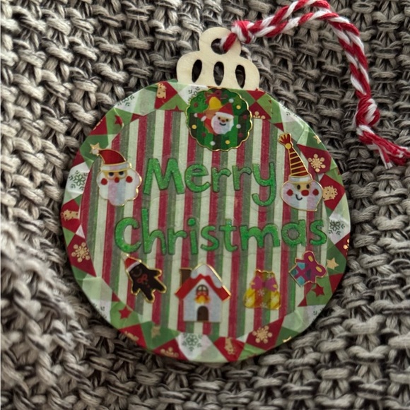 New Handmade 3”x3” wooden “Merry Christmas” tree ornament $11 - Picture 4 of 6